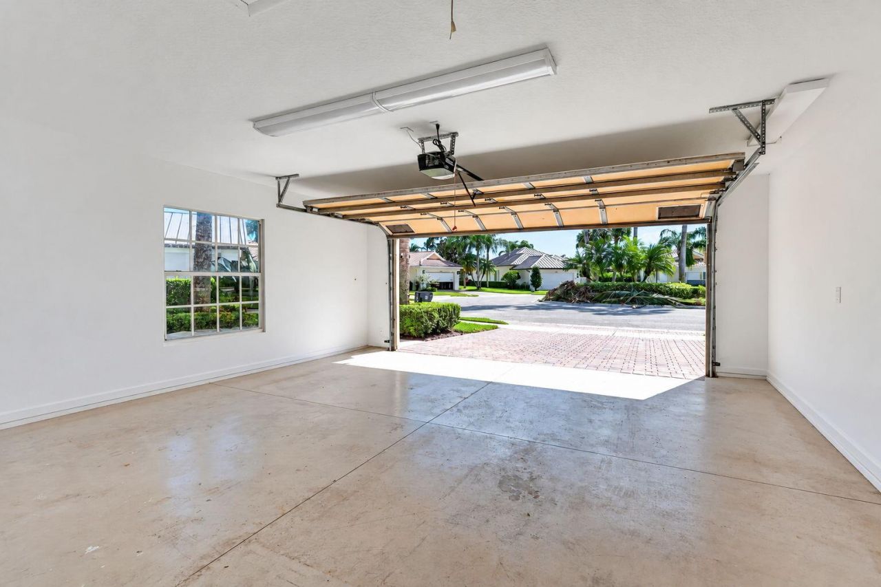 8187 Xanthus Lane, Wellington, FL 33414 Photo