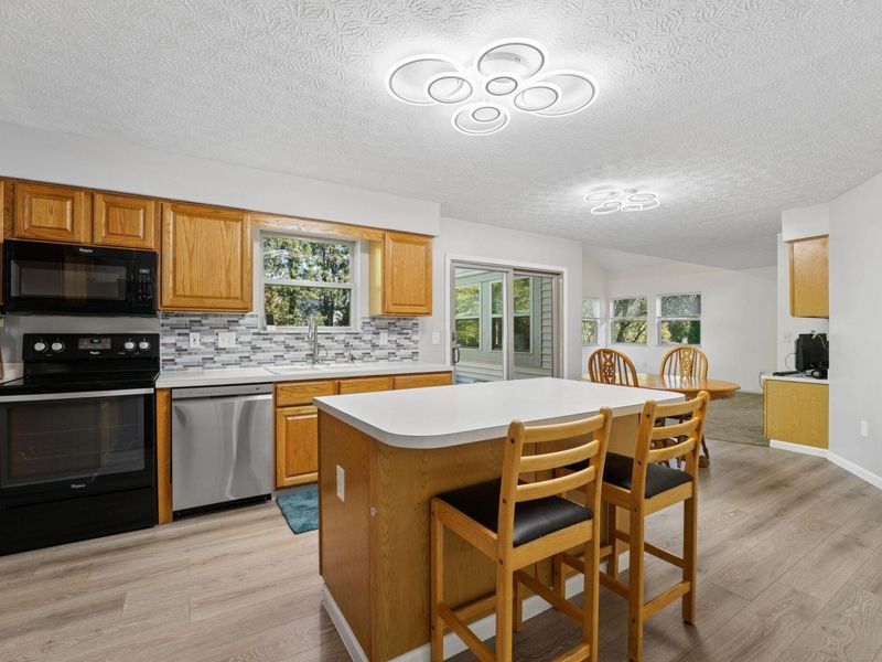 6414 Rossmore Lane, Canal Winchester, OH 43110 Photo 12
