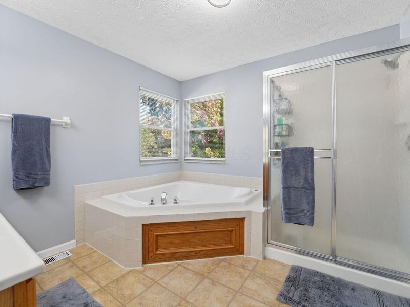 6414 Rossmore Lane, Canal Winchester, OH 43110 Photo 27