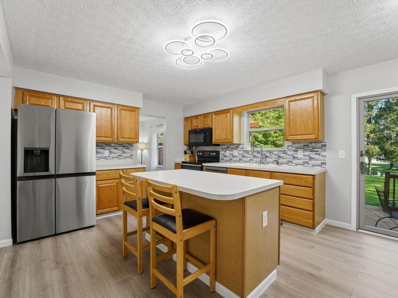 6414 Rossmore Lane, Canal Winchester, OH 43110 Photo 9