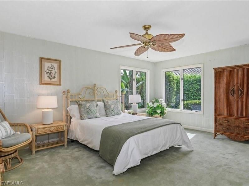 8 Stonehedge Pt, Naples, FL 34105 Photo
