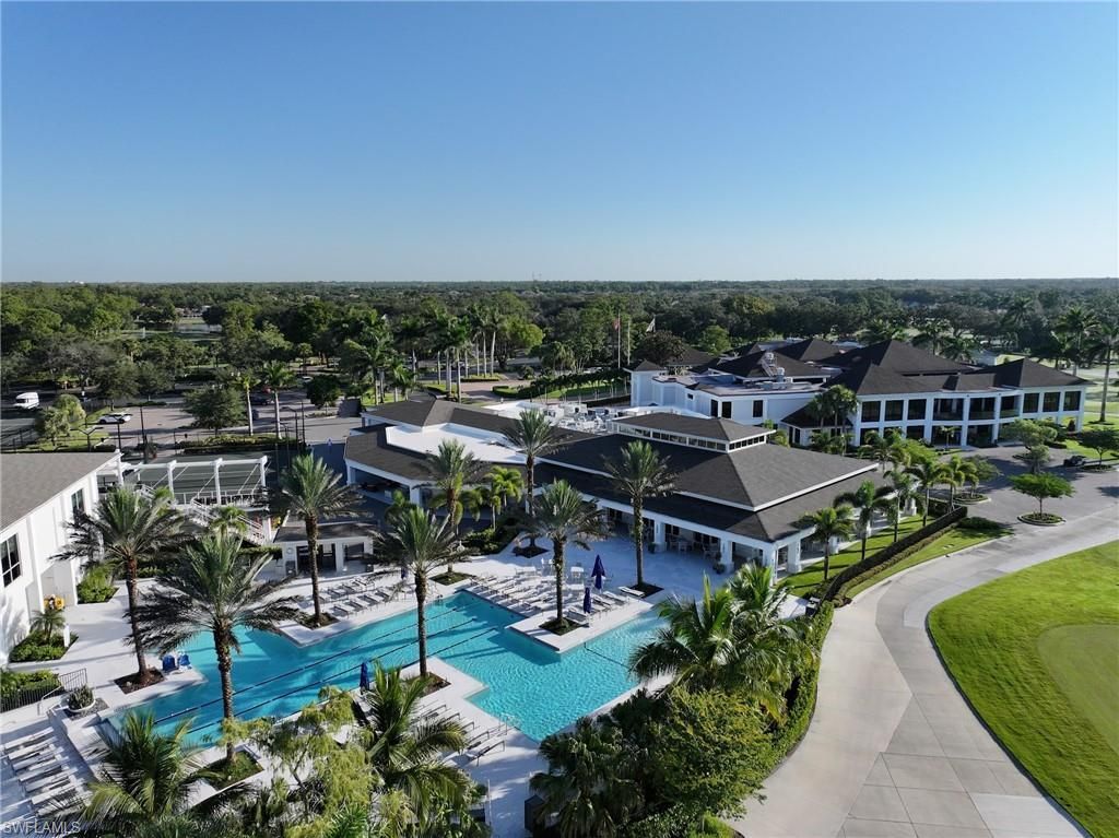 8 Stonehedge Pt, Naples, FL 34105 Photo