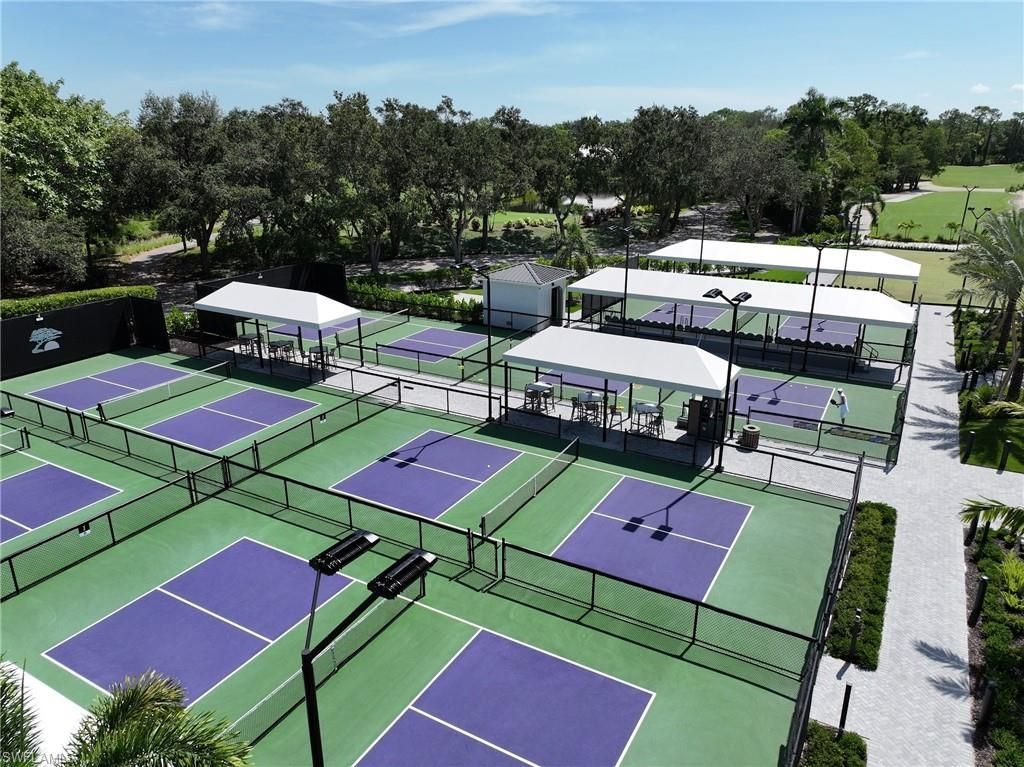 8 Stonehedge Pt, Naples, FL 34105 Photo