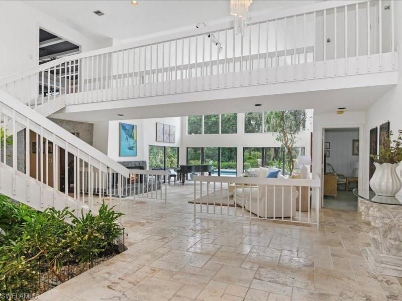 8 Stonehedge Pt, Naples, FL 34105 Photo