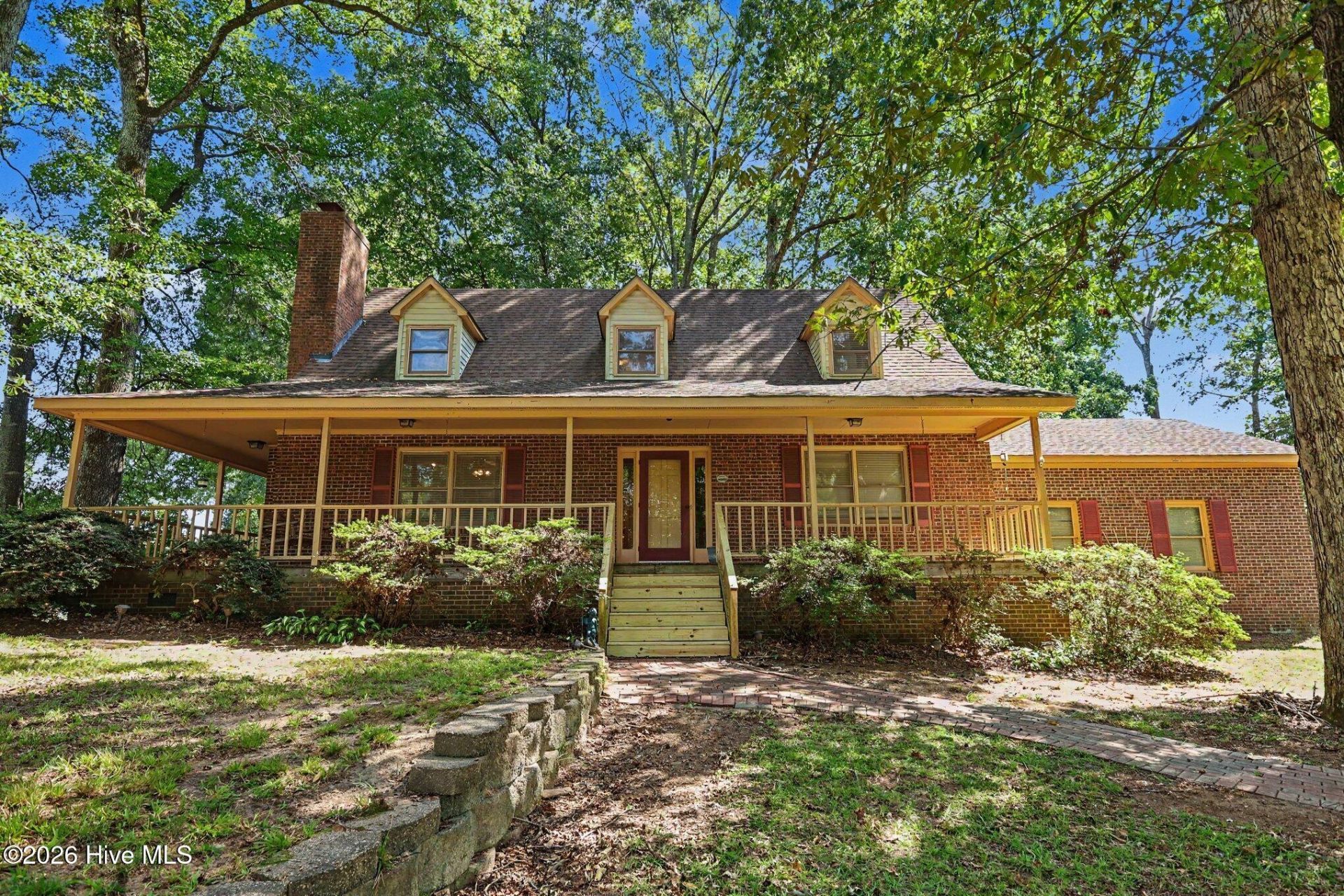 100 Dogwood Drive, Kenly, NC 27542 Main Photo