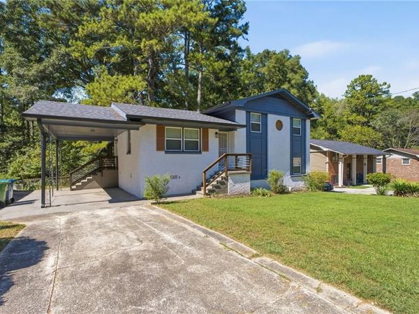 3589 Eisenhower Circle, Atlanta, GA 30354