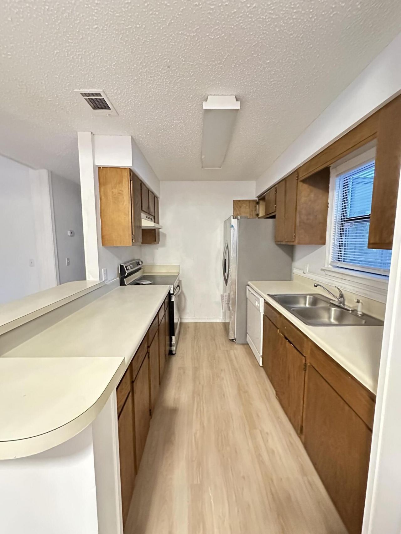 1303 Cleveland Street Photo 6