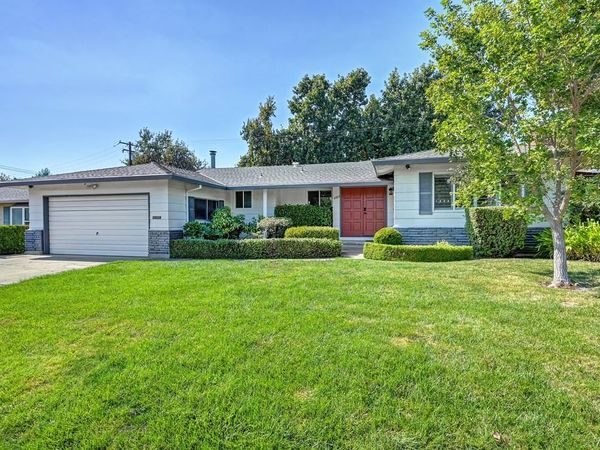 5263 Heritage Dr, Carmichael, CA 95608