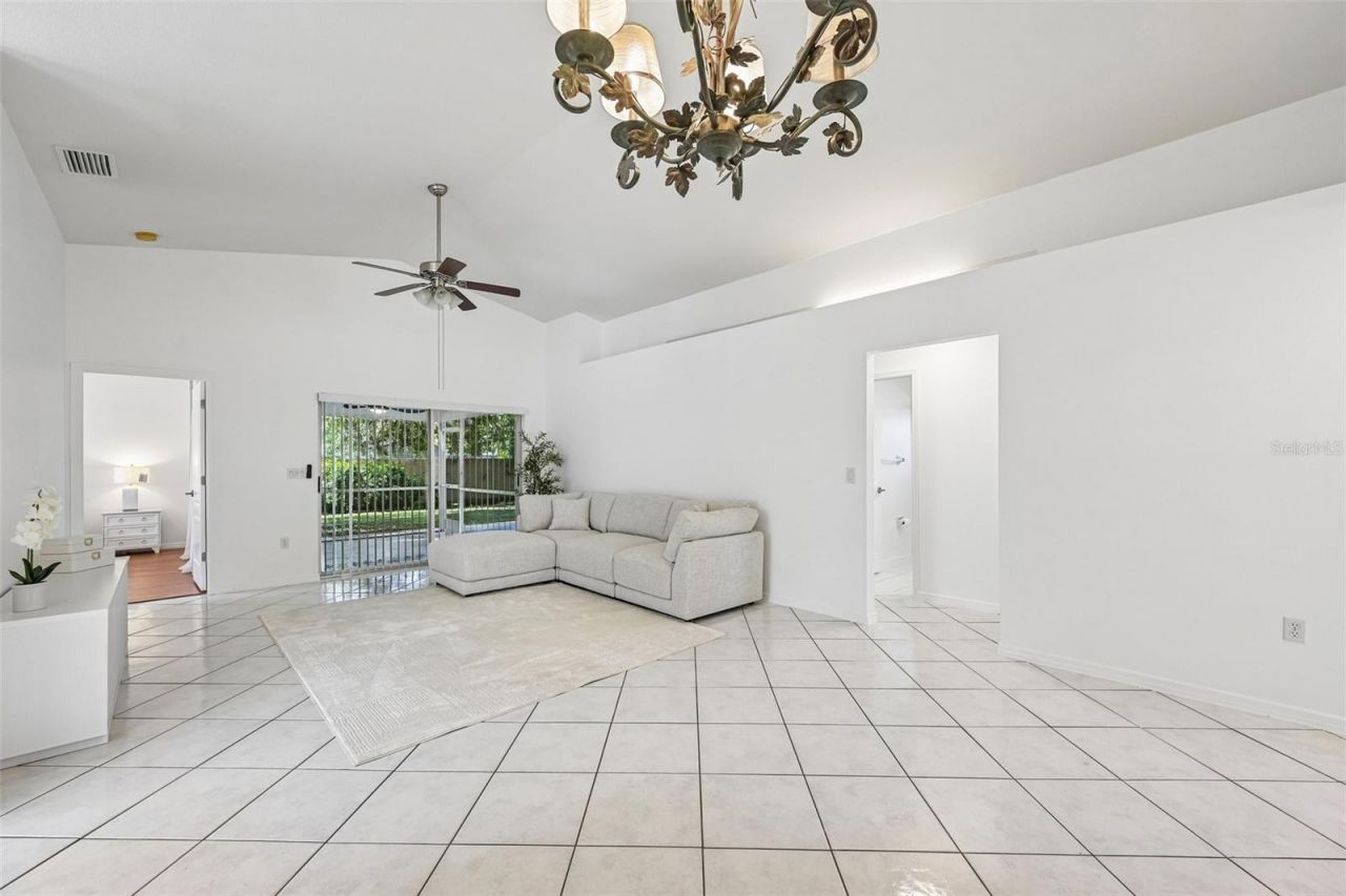 5684 Alden Garden Way, Sarasota, FL 34235 Photo