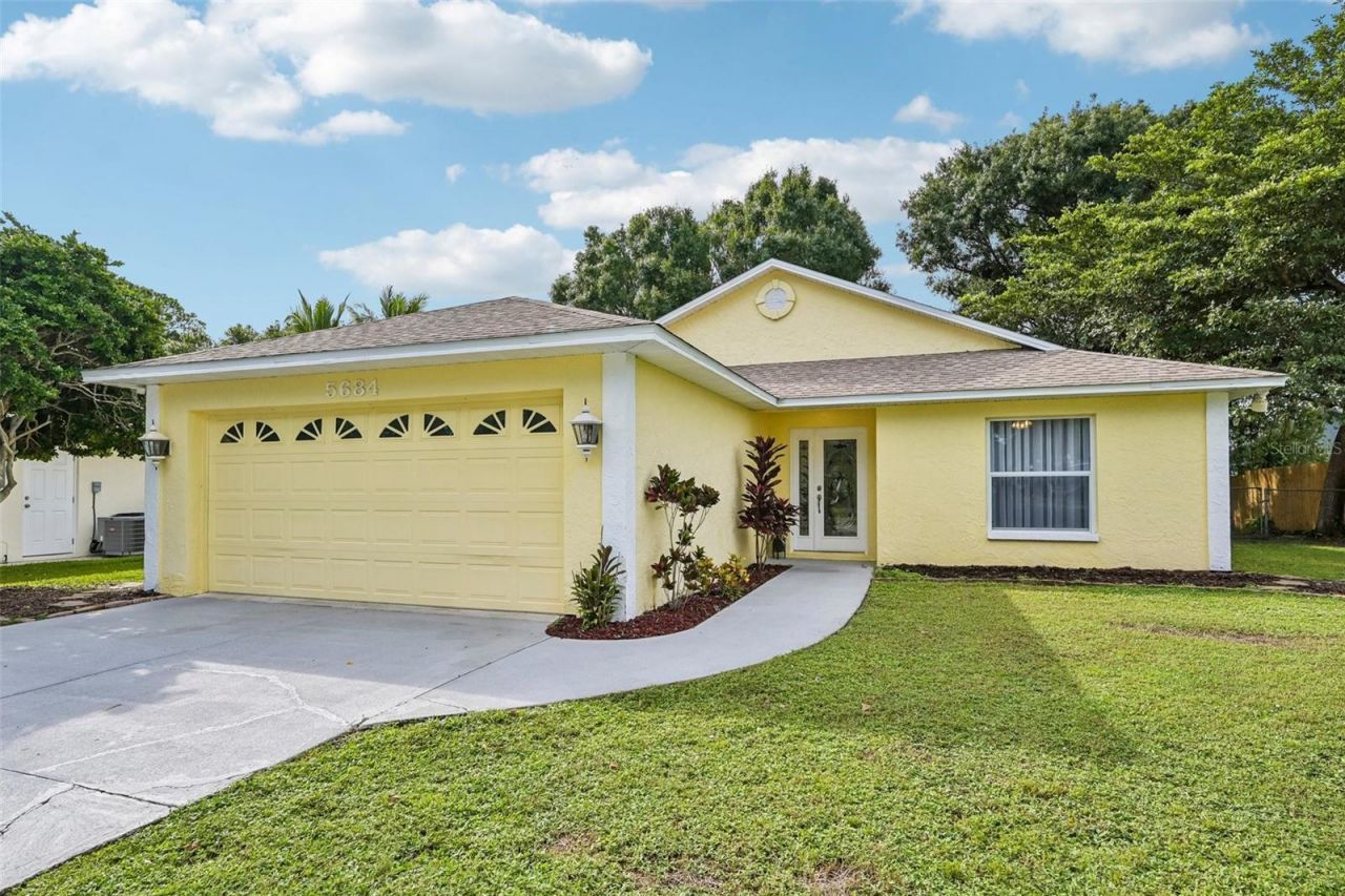 5684 Alden Garden Way, Sarasota, FL 34235 Photo