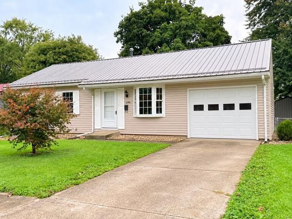 1090 Sherwood Drive, Bucyrus, OH 44820