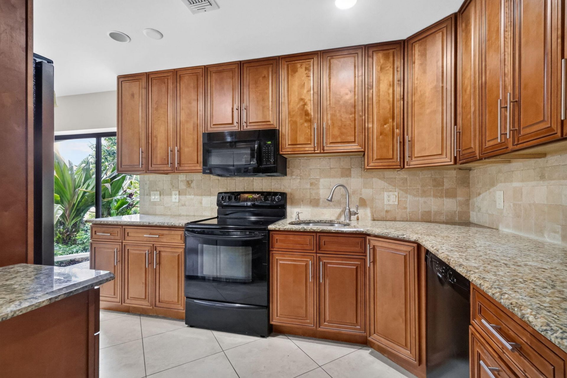2 Stratford Drive E, Unit A, Boynton Beach, FL 33436 Photo
