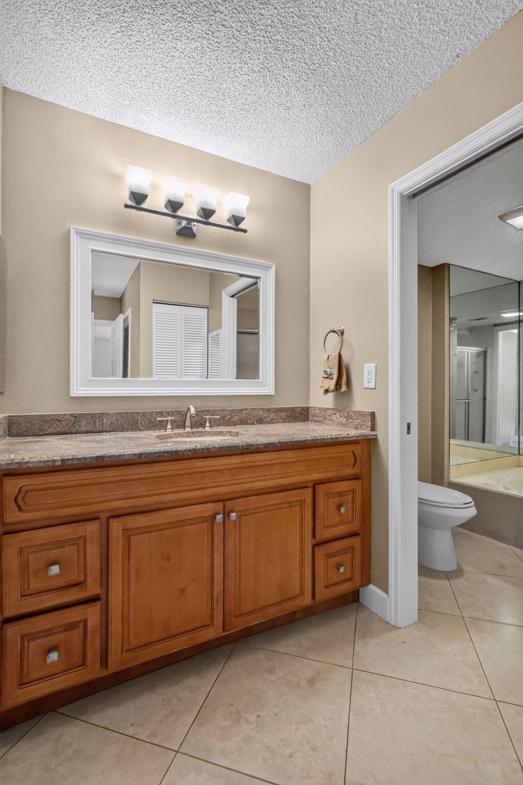 2 Stratford Drive E, Unit A, Boynton Beach, FL 33436 Photo