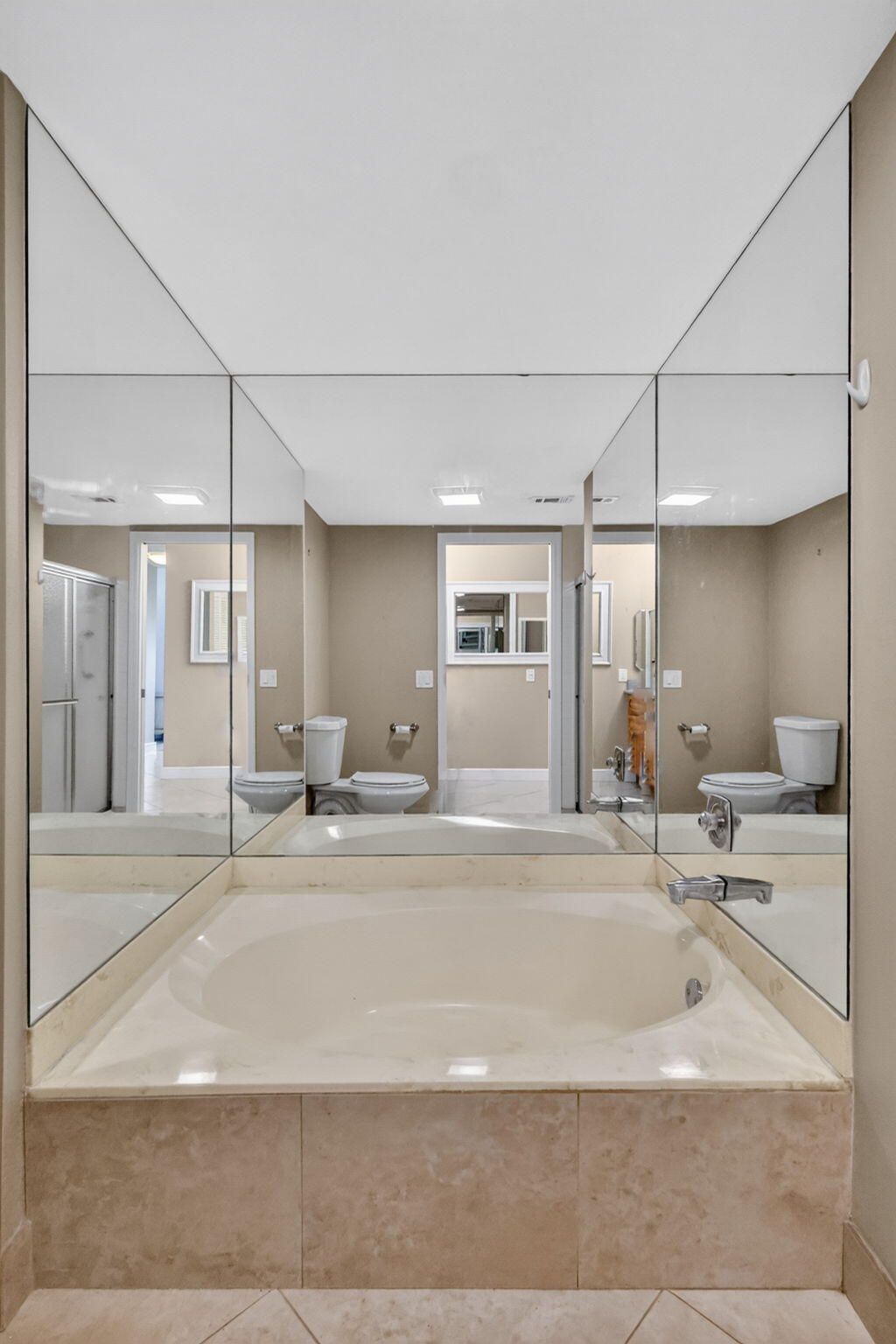 2 Stratford Drive E, Unit A, Boynton Beach, FL 33436 Photo