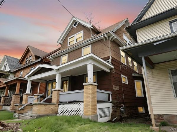 451 7th Street , Niagara Falls, NY 14301