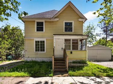 18 6th Street, Rochester, NY 14605