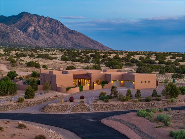 35 Apache Mesa Road, Placitas, NM 87043
