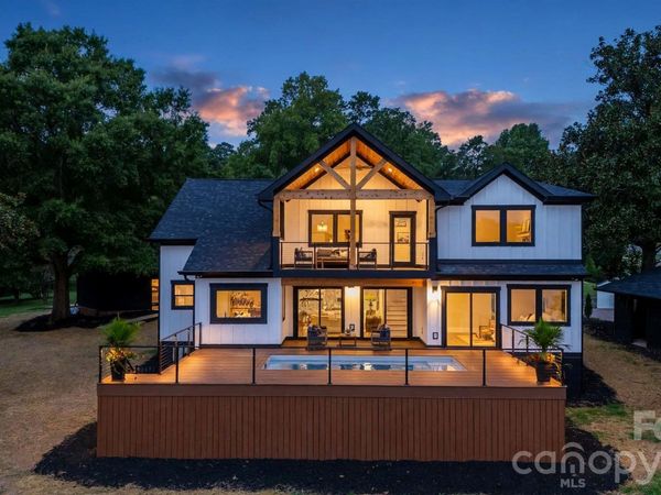 216 Lake Pines Lane , Lexington, NC 27292