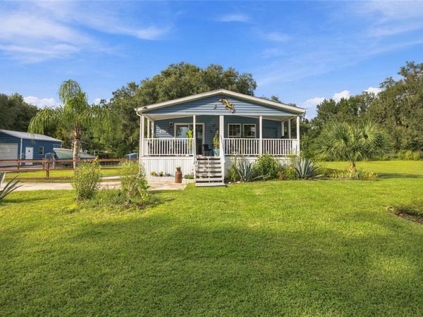 18085 NICHOLAS AVENUE , BROOKSVILLE, FL 34604