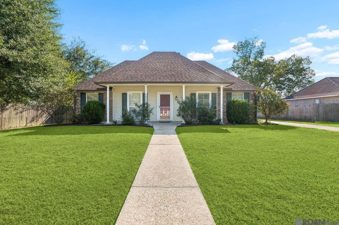 30582 E Trace, Walker, LA 70785 Main Photo