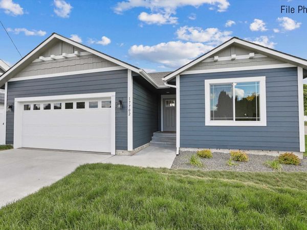 711 S Manifold Ln, Spokane Valley, WA 99016