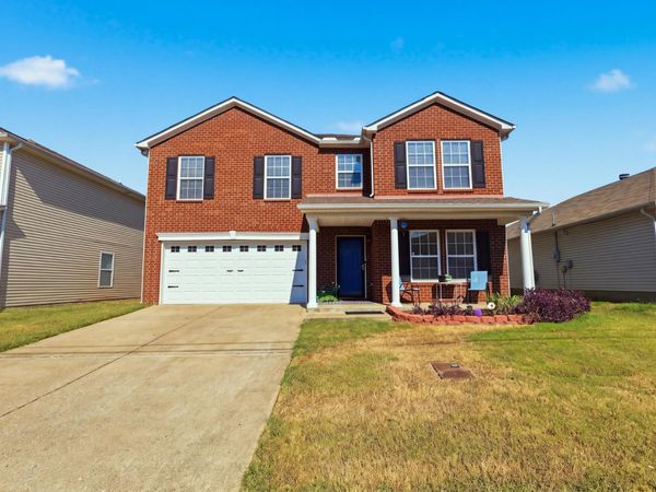 3264 Woodpoint Dr , Nashville, TN 37207