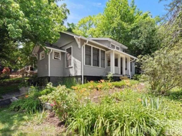 111 Annandale Avenue , Asheville, NC 28801