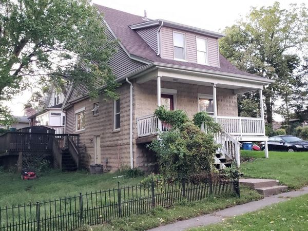 420 GREEN, Muscatine, IA 52761