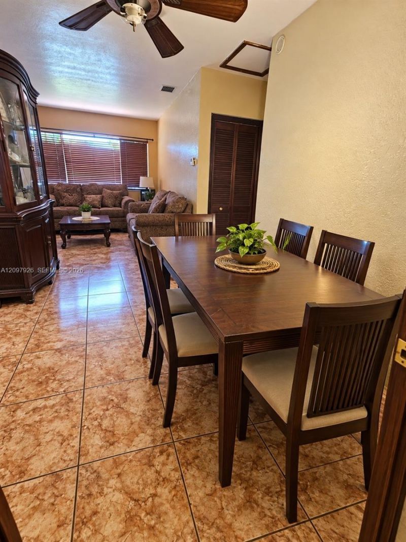 15600 NW 28th Ct, Miami Gardens, FL 33054 Photo