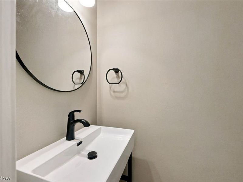 7970 Mentor Avenue, Unit J02, Mentor, OH 44060 Photo 17