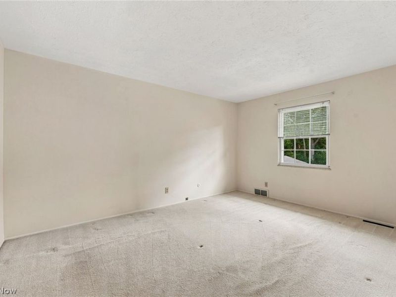 7970 Mentor Avenue, Unit J02, Mentor, OH 44060 Photo 25