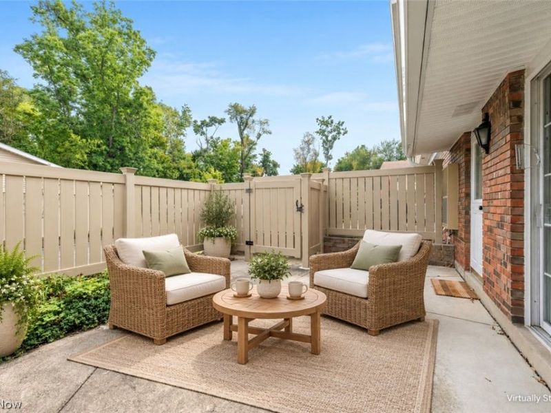 7970 Mentor Avenue, Unit J02, Mentor, OH 44060 Photo 5