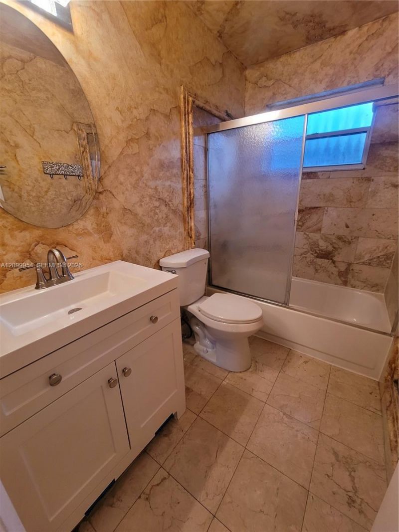 12060 NW 13th St, Pembroke Pines, FL 33026 Photo