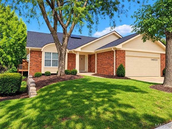 14033 Baywood Villages Drive, Chesterfield, MO 63017