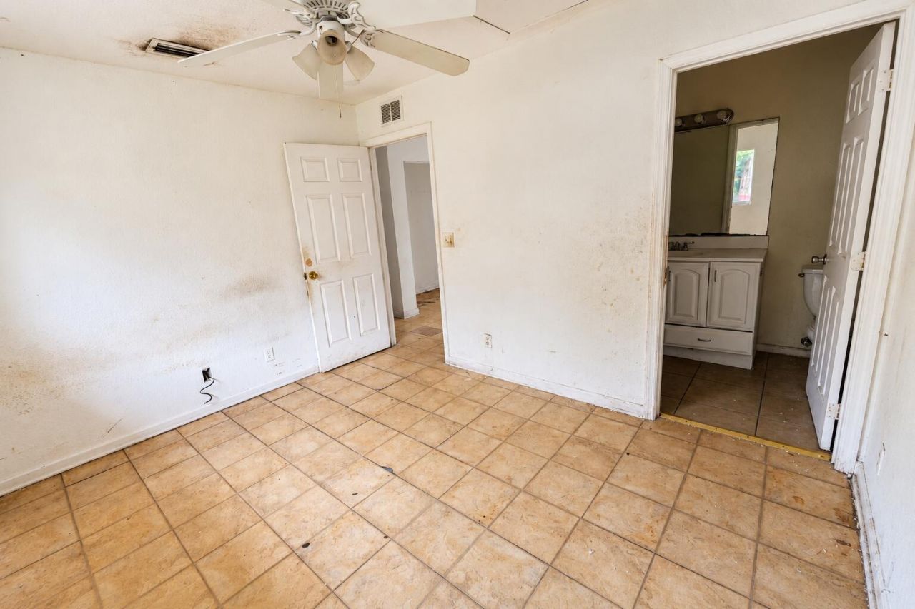 11 S D Street, Lake Worth Beach, FL 33460 Photo