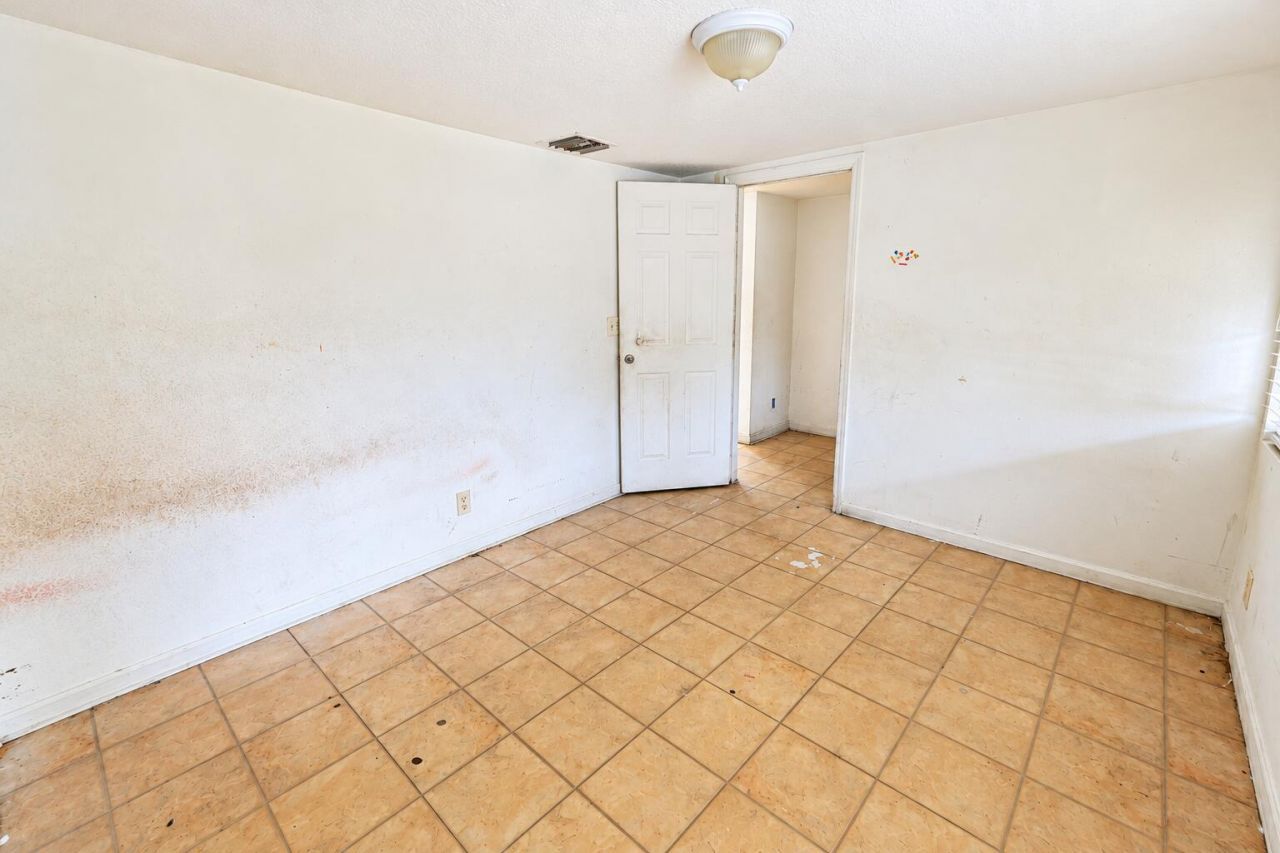 11 S D Street, Lake Worth Beach, FL 33460 Photo