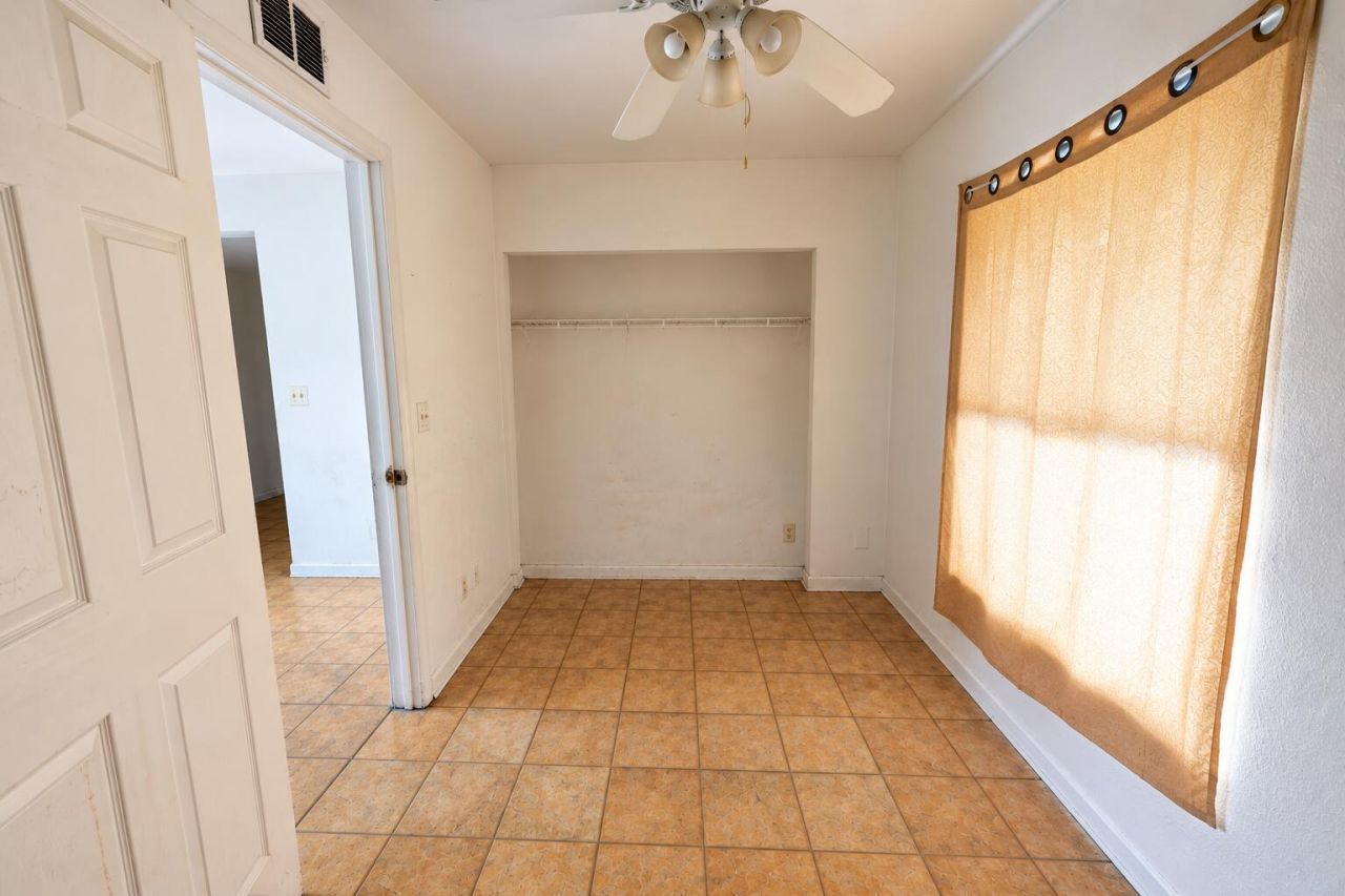11 S D Street, Lake Worth Beach, FL 33460 Photo