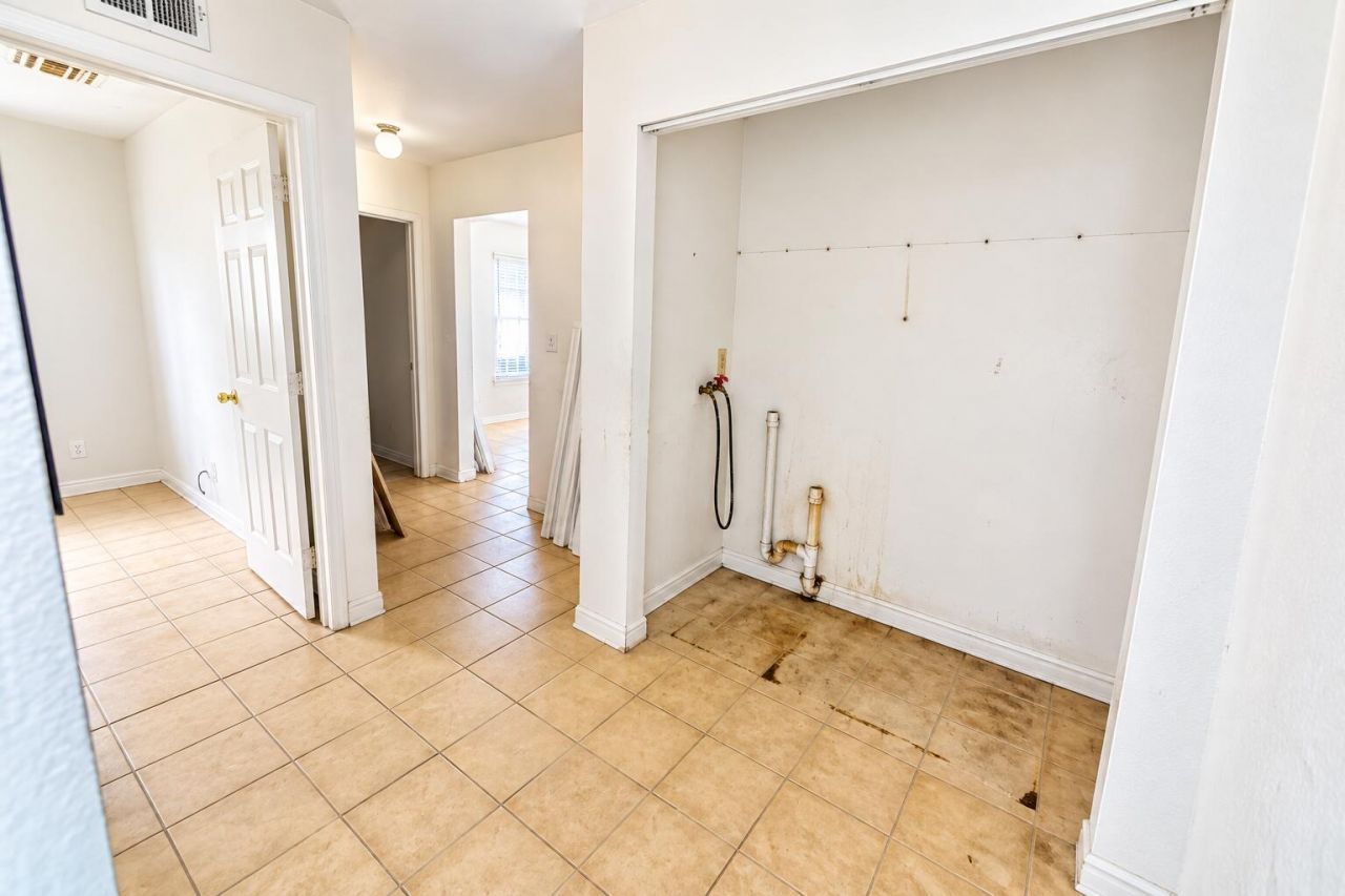 11 S D Street, Lake Worth Beach, FL 33460 Photo