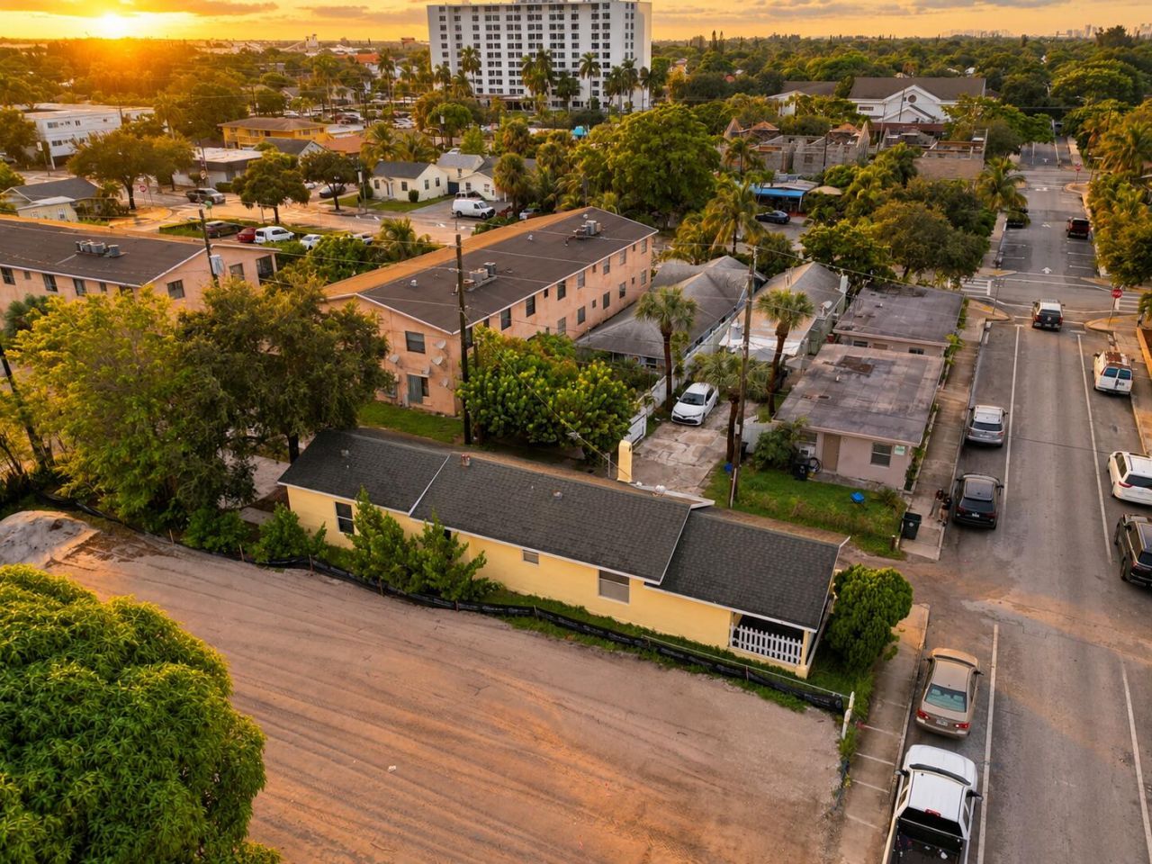 11 S D Street, Lake Worth Beach, FL 33460 Photo
