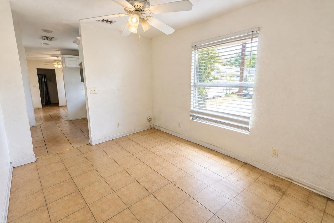11 S D Street, Lake Worth Beach, FL 33460 Photo