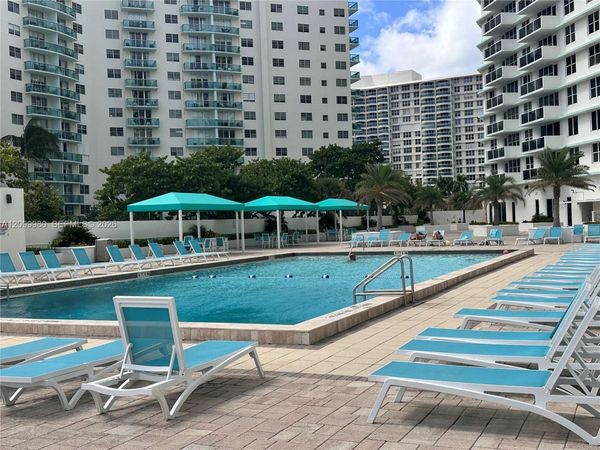 3725 S Ocean Dr , Unit 509, Hollywood, FL 33019