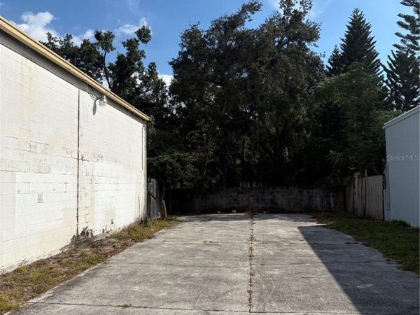1808 W WATERS AVENUE, TAMPA, FL 33604