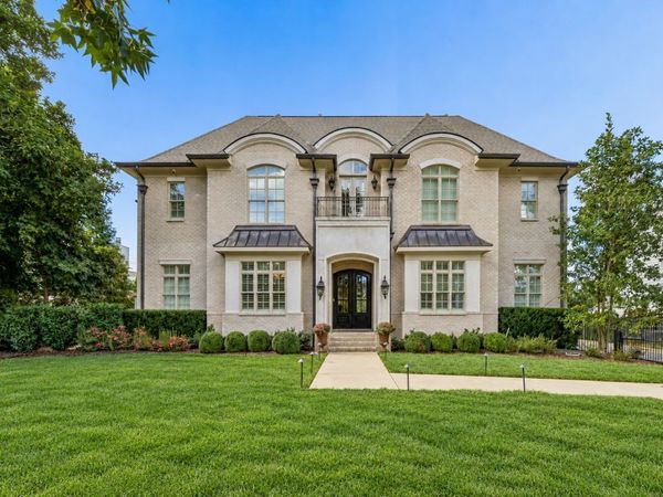 4019 Vailwood Dr, Nashville, TN 37215