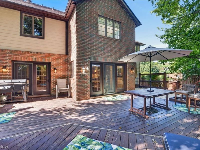 481 Lake of The Woods Boulevard, Akron, OH 44333 Photo 40