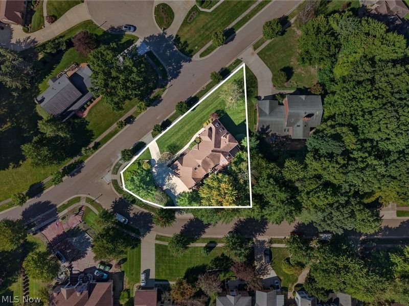 481 Lake of The Woods Boulevard, Akron, OH 44333 Photo 43