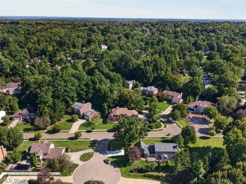 481 Lake of The Woods Boulevard, Akron, OH 44333 Photo 47