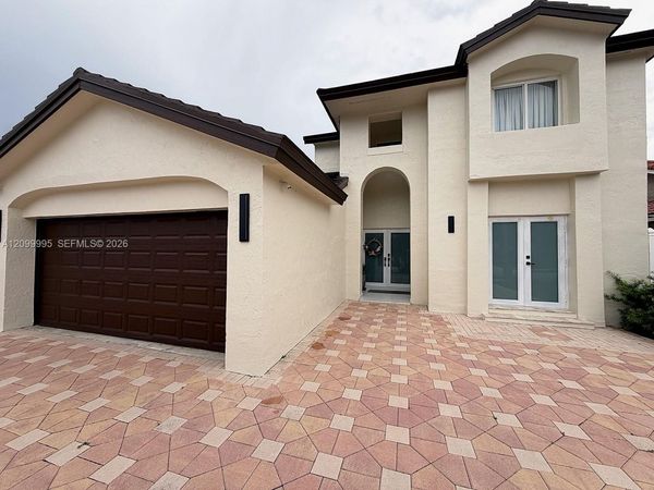9030 SW 143rd Ave, Miami, FL 33186