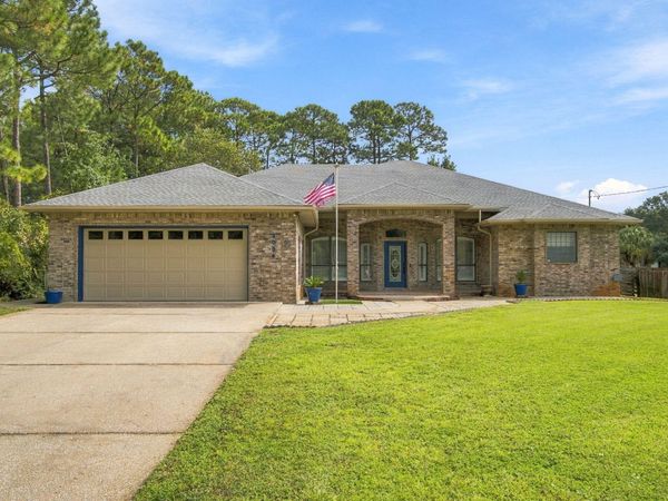 2064 Sundown Drive, Navarre, FL 32566