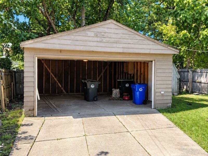 3362 E 146th Street, Cleveland, OH 44120 Photo 2
