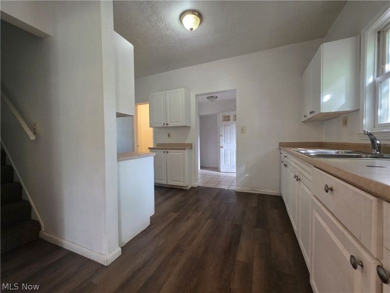 1705 E 84 Street, Cleveland, OH 44103 Photo 10